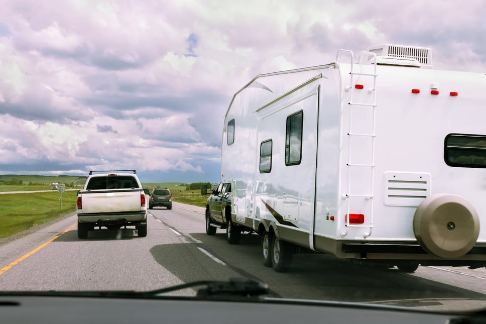 VehiclePullingCamper